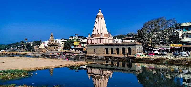 Wai - Wai, Maharashtra 412803, India
