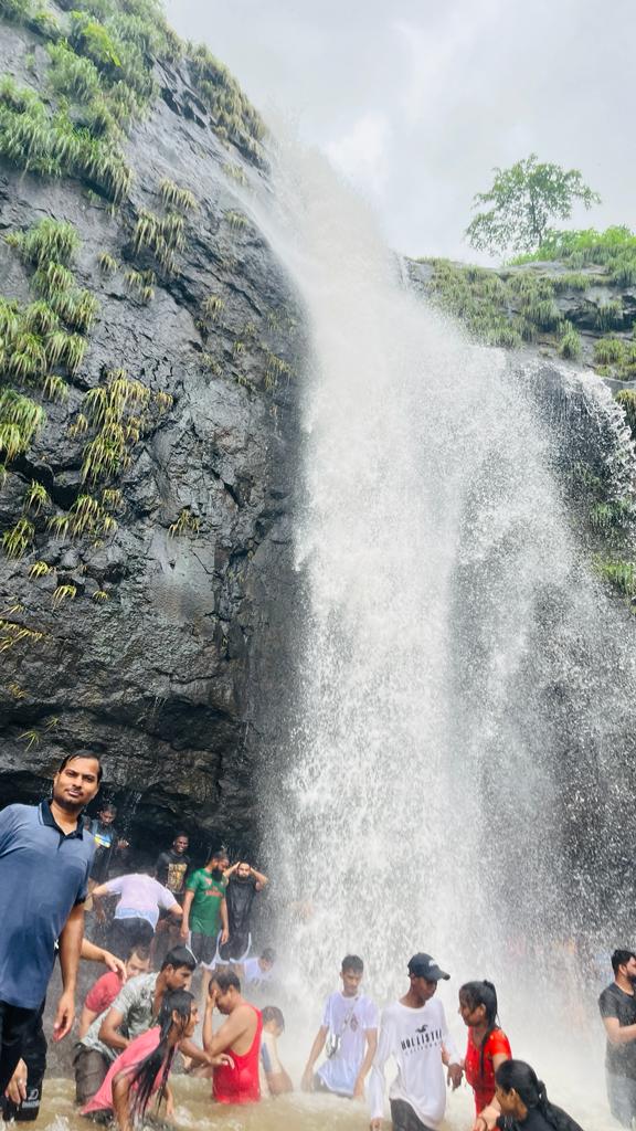 Bhivpuri Waterfalls - Bhivpuri Waterfalls X837+X97, Ashane, Maharashtra 410201, India