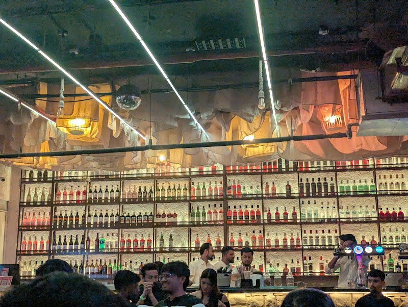 Talli Bar & Kitchen - Talli Bar & Kitchen Out of the World Building, Lane No. 7, Ashok Chakra Society, Meera Nagar, Koregaon Park, Pune, Maharashtra 411001, India