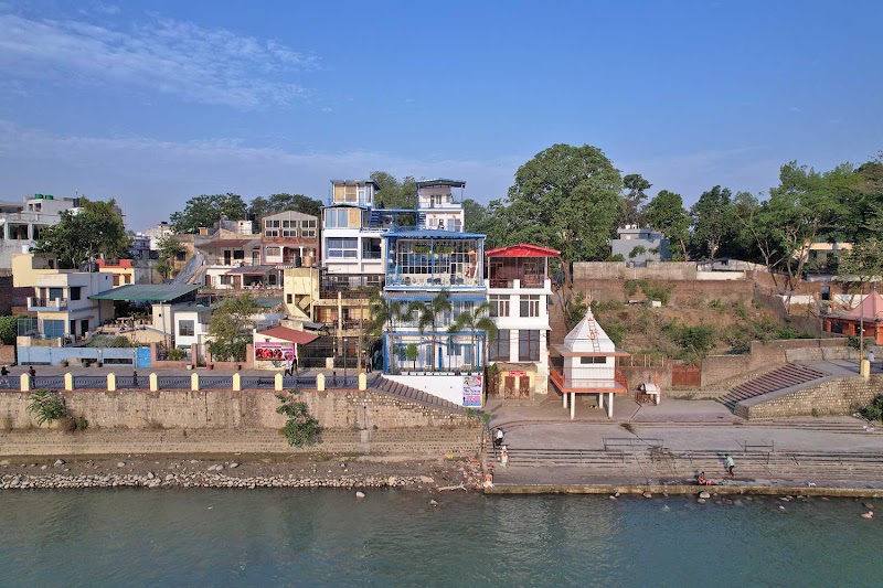 The Neeraj Ganga Cottages with Ganga Ghat Access - The Neeraj Ganga Cottages with Ganga Ghat Access Gali No. 3, Marg, Sturida Colony, Veerbhadra, Rishikesh, Uttarakhand 249201, India