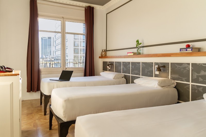 Casa Gràcia - Casa Gràcia Pg. de Gràcia, 116Bis, Gràcia, 08008 Barcelona, Spain