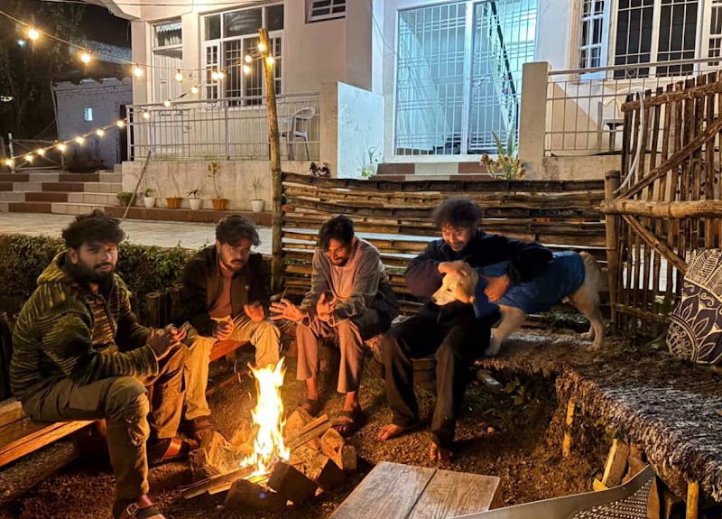 Rahgir Hostel - Rahgir Hostel, temple, behind Bhagsunag Road, Bhagsu Nag, McLeod Ganj, Dharamshala, Himachal Pradesh 176216, India