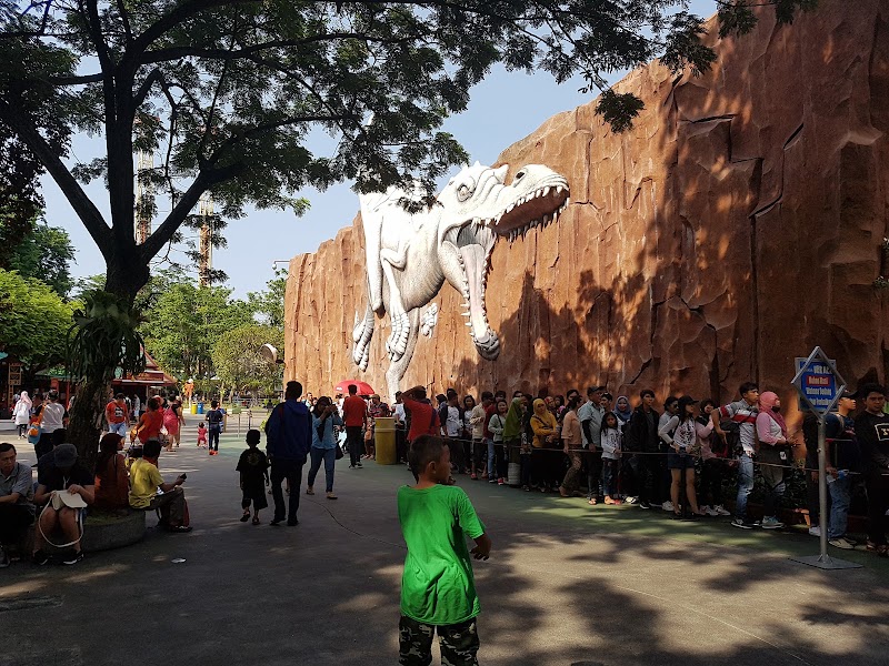 Ice Age Arctic Adventure - Ice Age Arctic Adventure VRGJ+JVF Dunia Fantasi, RW.10, Ancol, Kec. Pademangan, Jkt Utara, Daerah Khusus Ibukota Jakarta 14430, Indonesia