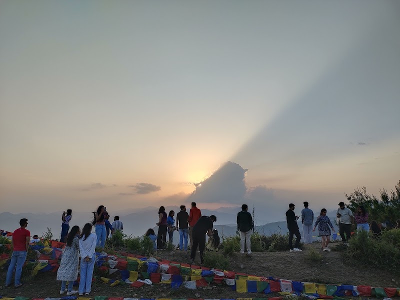 Sunset & sunrise point parking - Sunset & sunrise point parking, PV29+JRX, Chakrata, Uttarakhand 248123, India