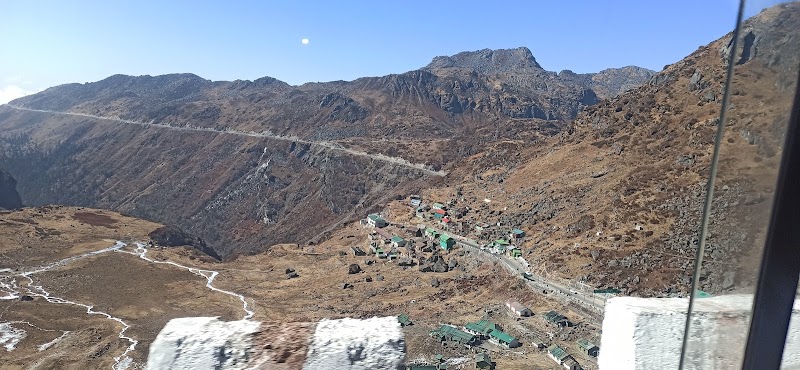 Sikkim Tour Packages - Sikkim Tour Packages Deorali, Deorali Bazar, Gangtok, Sikkim 737102, India