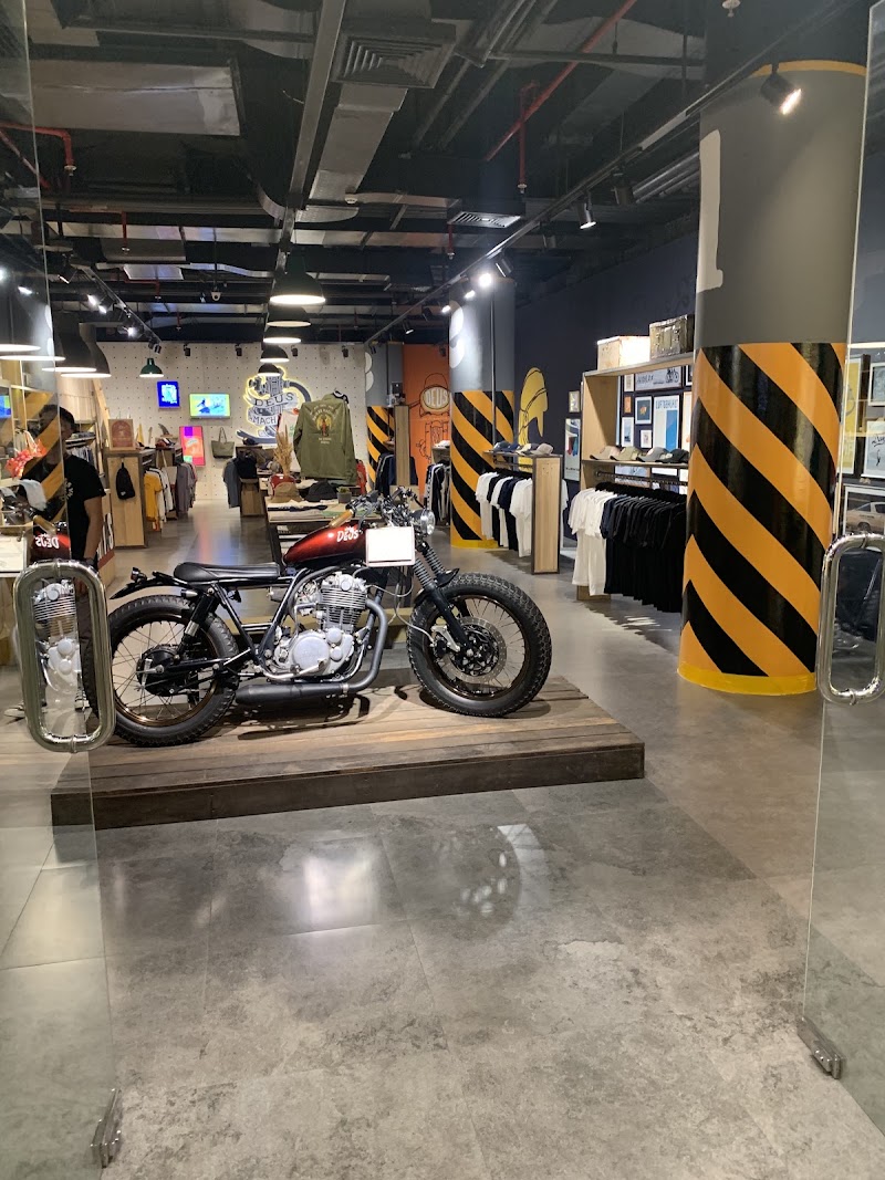 Deus Ex Machina - Kuta - Deus Ex Machina - Kuta, Kuta, Badung Regency, Bali 80361, Indonesia
