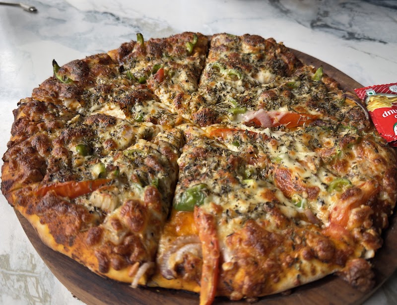 Get Along Cafe - Get Along Cafe Ani - Banjar - Aut Rd, opposite Pink Panther Cafe, Jibhi, Bini, Himachal Pradesh 175123, India