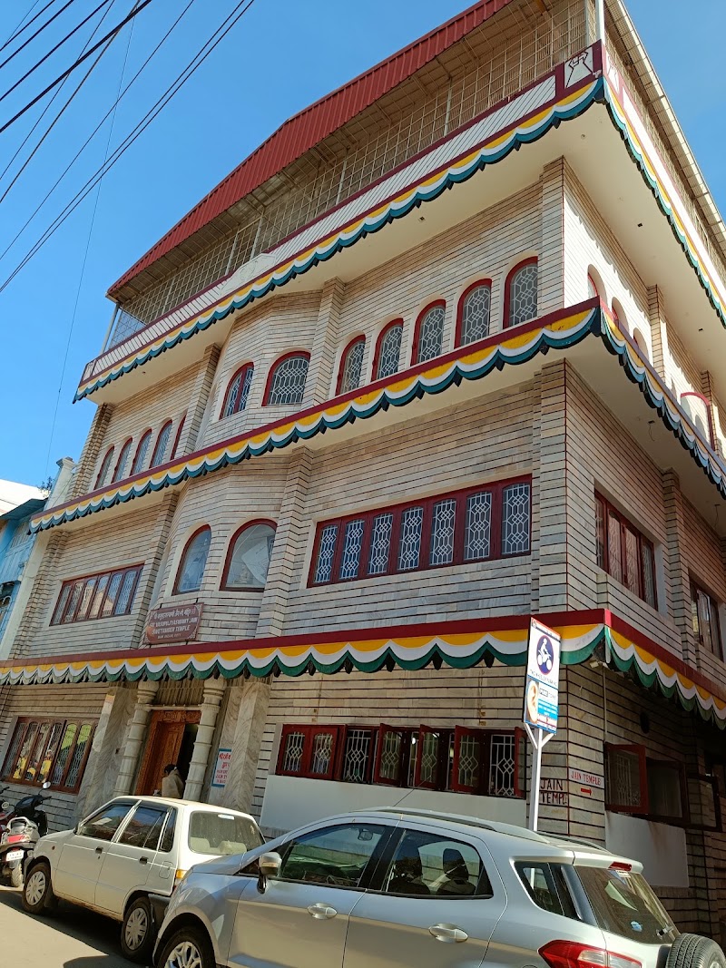 Shri Vasupujya Swami Jain Bhojanshala - Shri Vasupujya Swami Jain Bhojanshala Main Bazaar Rd, in front of OOTY Drug stores and Pharmacy, Upper Bazar, Ooty, Tamil Nadu 643001, India