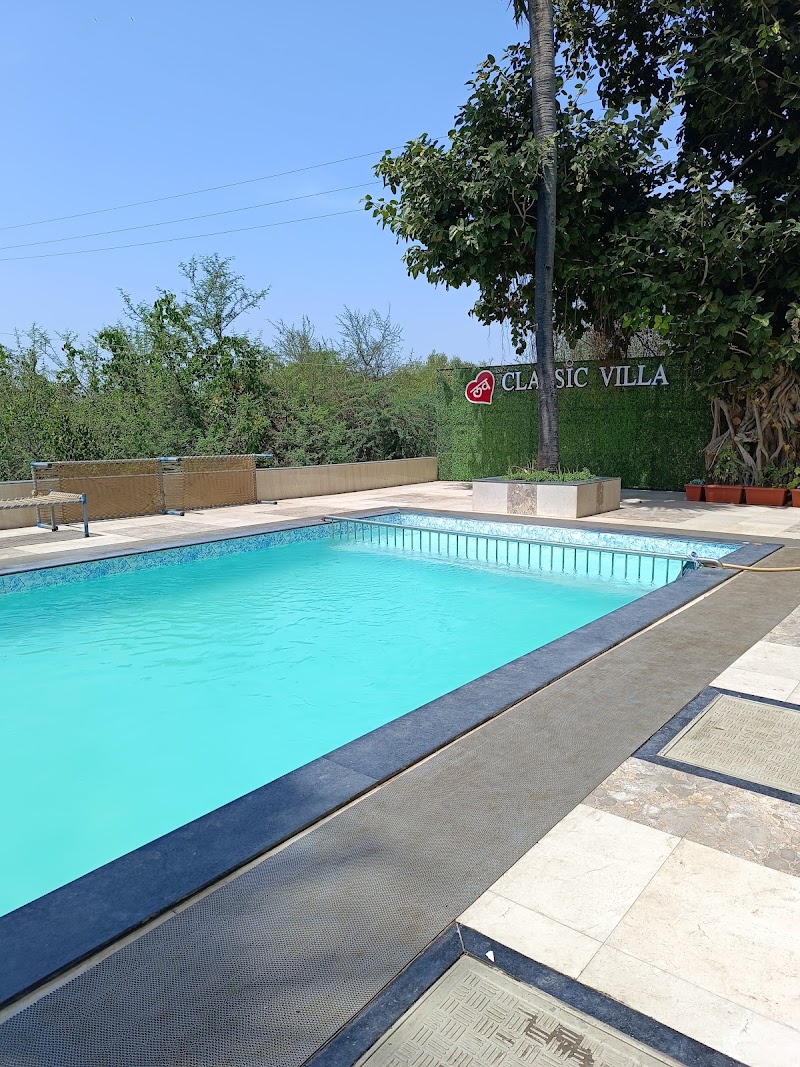 Classic Villa - Classic Villa Mithagar Stop, Kelwa Rd, next to Shantasheel Resort, Mahim, Maharashtra 401402, India