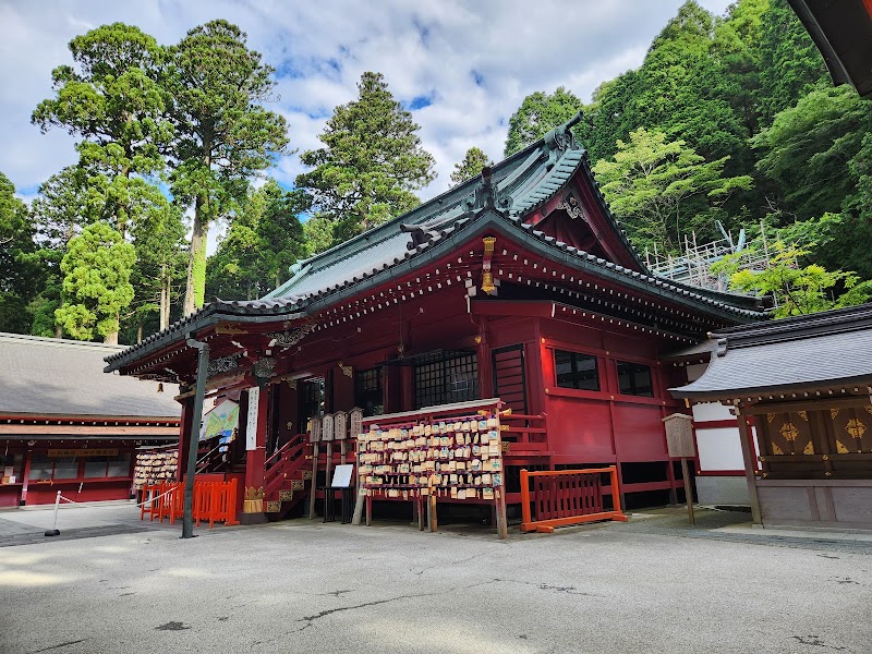 Hakone Shrine - Hakone Shrine 80-1 Motohakone, Hakone, Ashigarashimo District, Kanagawa 250-0522, Japan