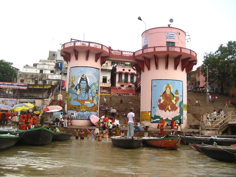 Dr. Rajendra Prasad Ghat, (Varanasi)