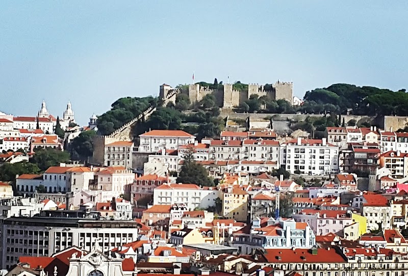 Castelo de São Jorge - Castelo de São Jorge R. de Santa Cruz do Castelo, 1100-129 Lisboa, Portugal