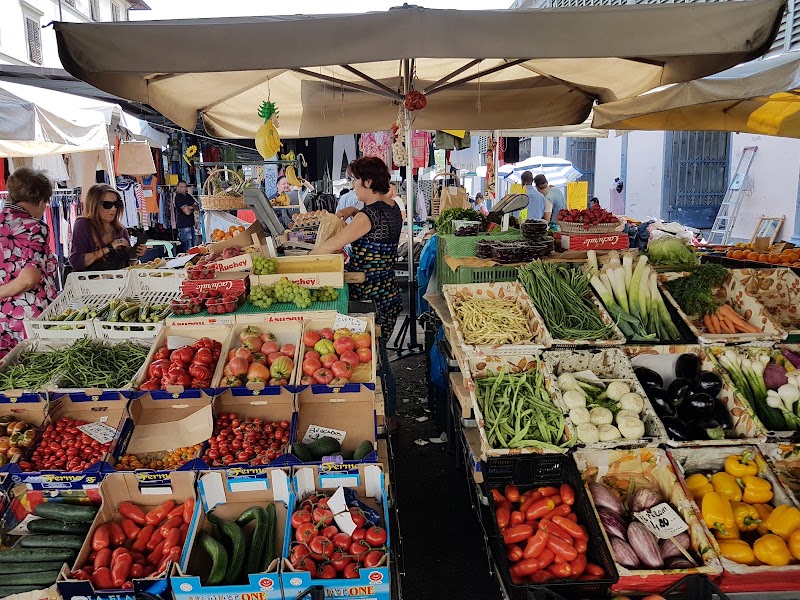 Mercato di Sant’Ambrogio - Mercato di Sant’Ambrogio Piazza Lorenzo Ghiberti, 50122 Firenze FI, Italy