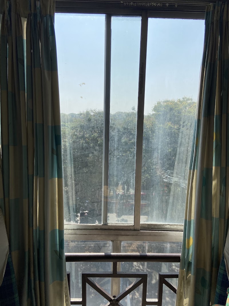 Hotel Royale Heritage - Hotel Royale Heritage, Bangalore Nilgiri Rd, Lashkar Mohalla, Mandi Mohalla, Mysuru, Karnataka 570001, India