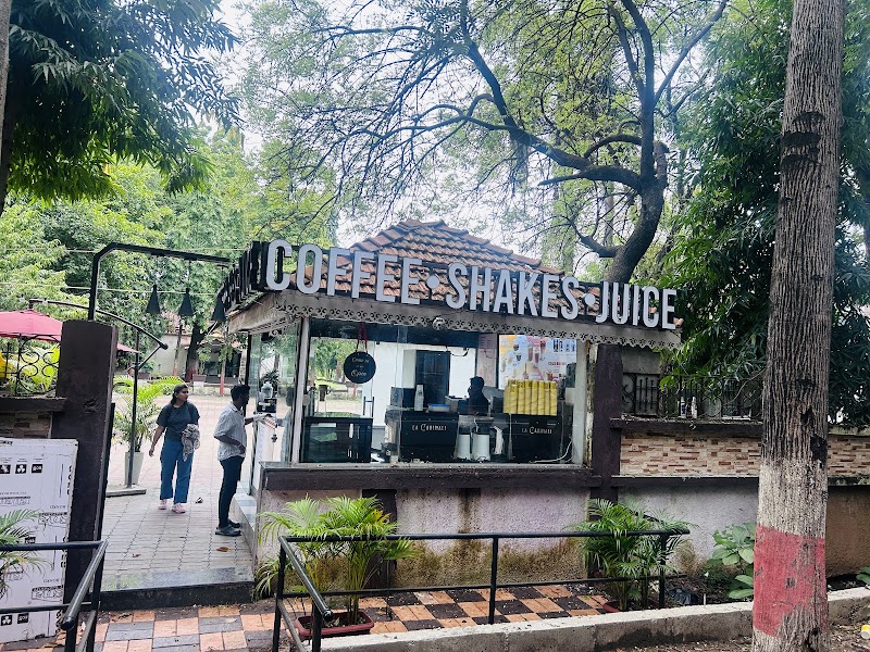 Yello Coffee House - Coffee Shakes and Juices - Yello Coffee House - Coffee Shakes and Juices Officers Club, Walkers St, CBI Colony, Civil Lines, Nagpur, Maharashtra 440001, India