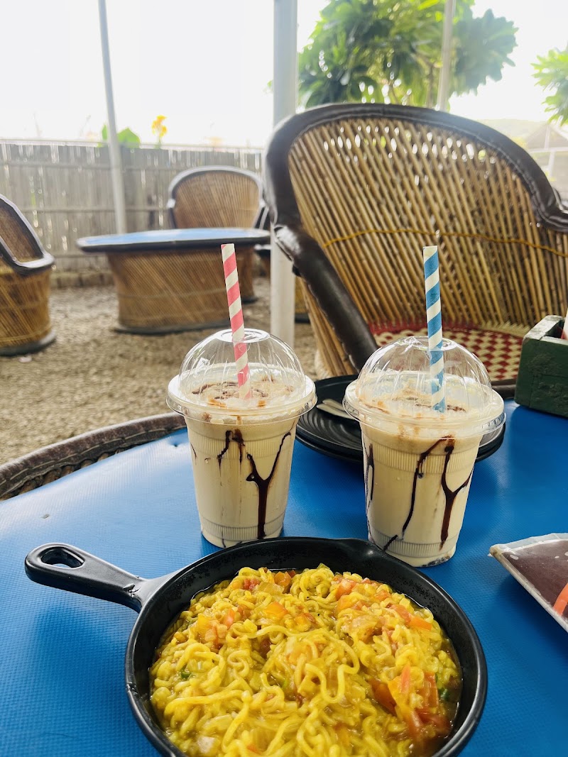 Happy Pie Cafe - Happy Pie Cafe Aravali hills, Pandala, Gurugram, Haryana, 122101, India