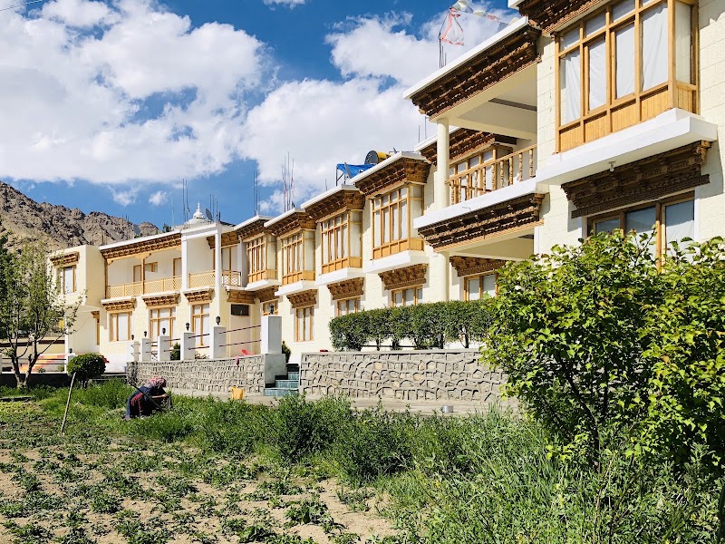Hotel Gangba - Hotel Gangba, Upper Tukcha Rd, Leh, 194101