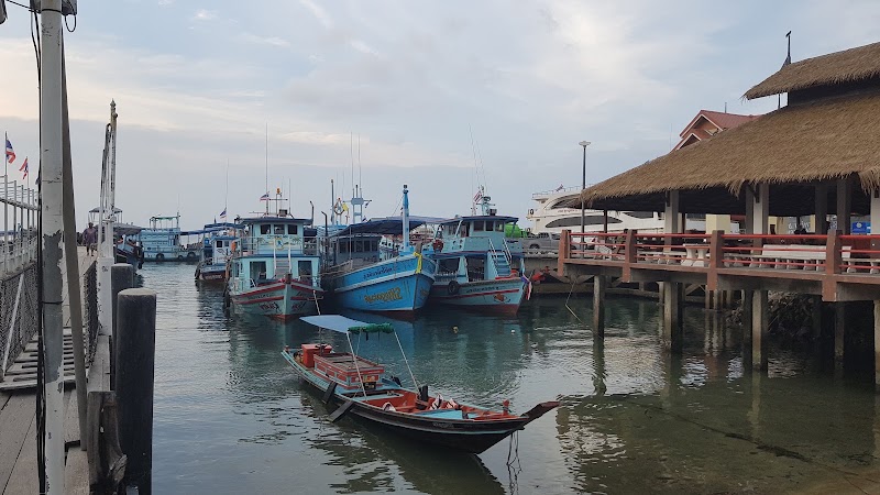 Mae Haad Pier - Mae Haad Pier 3RMF+WP6, Ko Tao, Ko Pha-ngan District, Surat Thani 84280, Thailand
