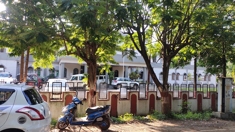 Collectorate Dhamtari - Collectorate Dhamtari, MGHX+8M5, Dani Tola, Dhamtari, Chhattisgarh 493776, India