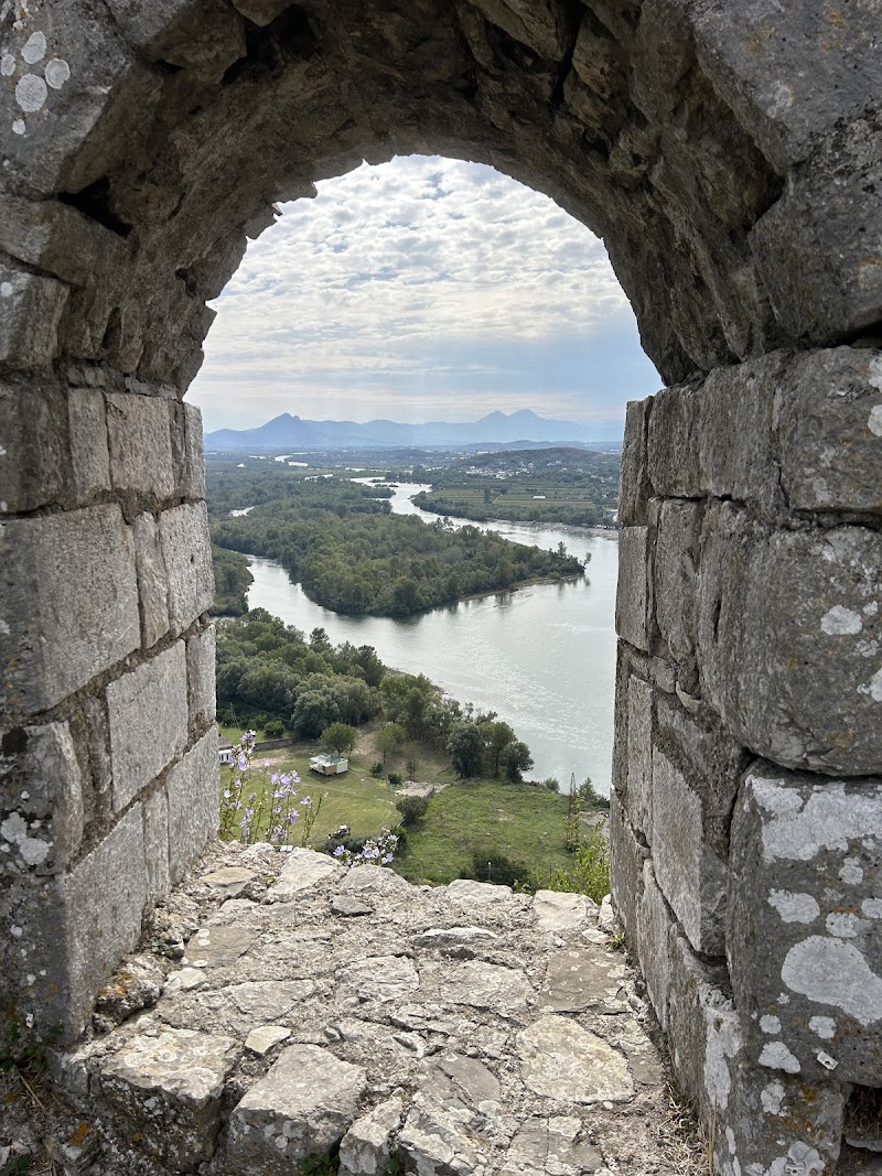 Кalaja e Shkodrёs - Кalaja e Shkodrёs, 2FWV+PWH, Rruga Rozafa, Shkodër, Albania