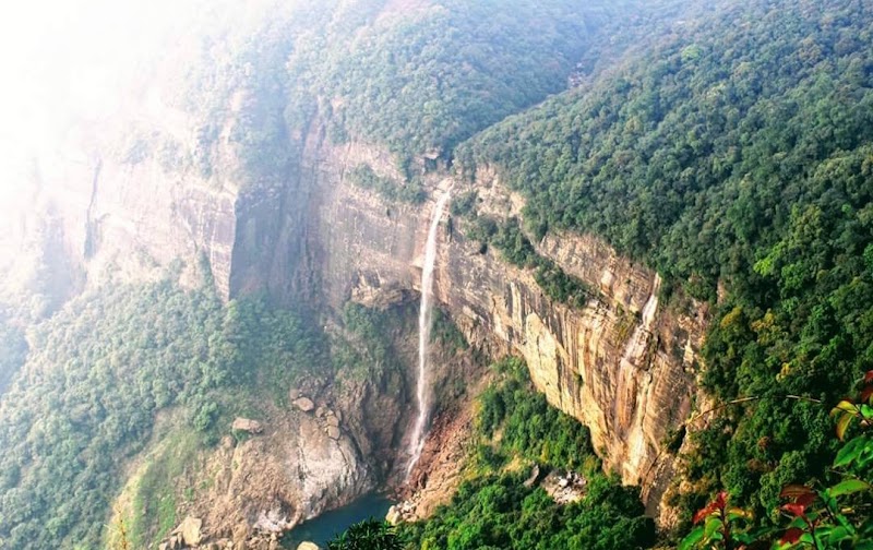 NohKaLikai Falls - NohKaLikai Falls NohKaLikai Falls, Meghalaya 793108, India