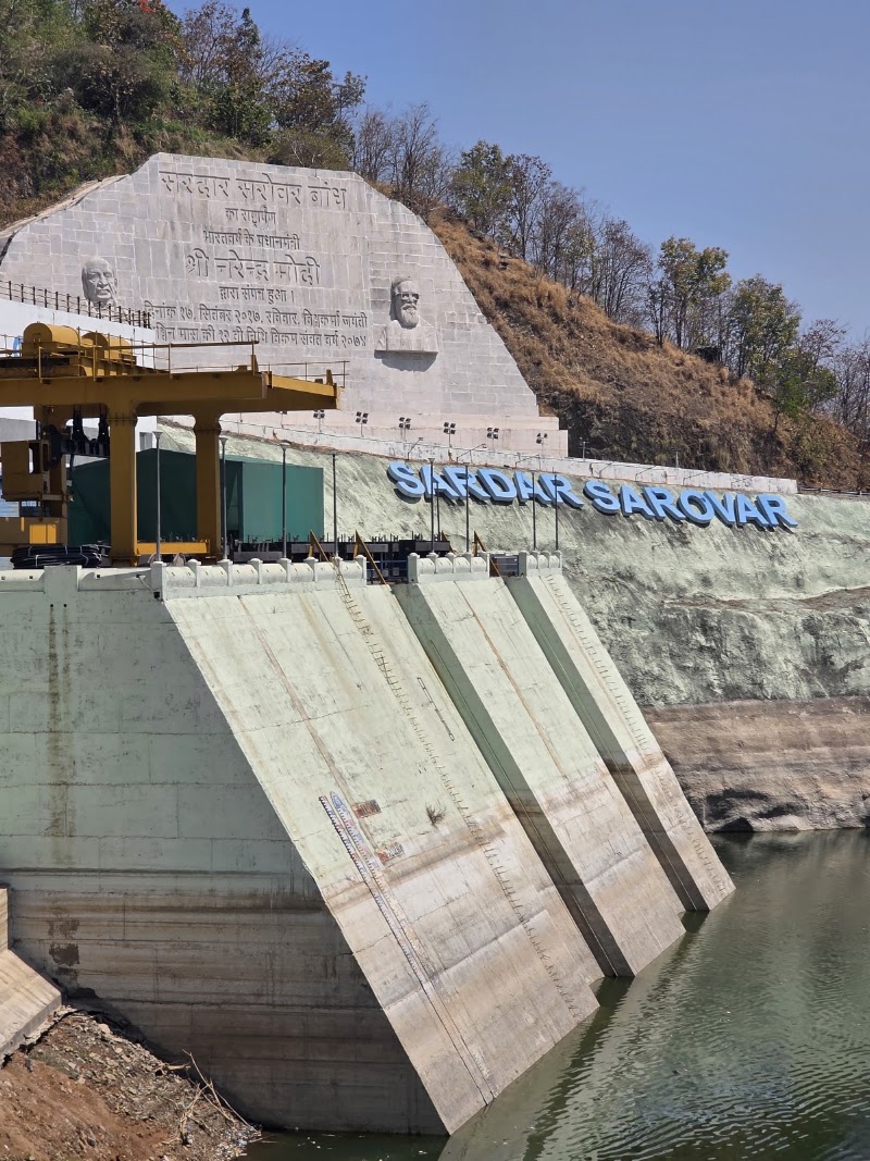 Sardar Sarovar Dam Viewing Point - Sardar Sarovar Dam Viewing Point, RQM2+V9, Vadgam, Gujarat 393151, India