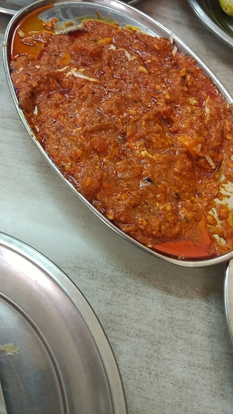 Bikaner Hotel - Bikaner Hotel, 2877+RH5, डॉ भगत राम मार्ग, Kote Gate, Bikaner, Rajasthan 334001, India