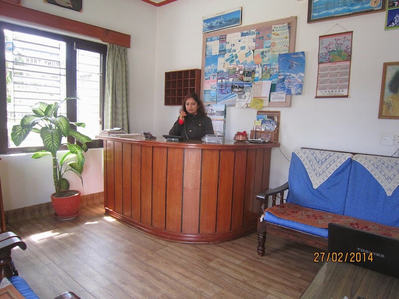 New Annapurna Guest House - New Annapurna Guest House Lakeside Rd, Pokhara 33700, Nepal