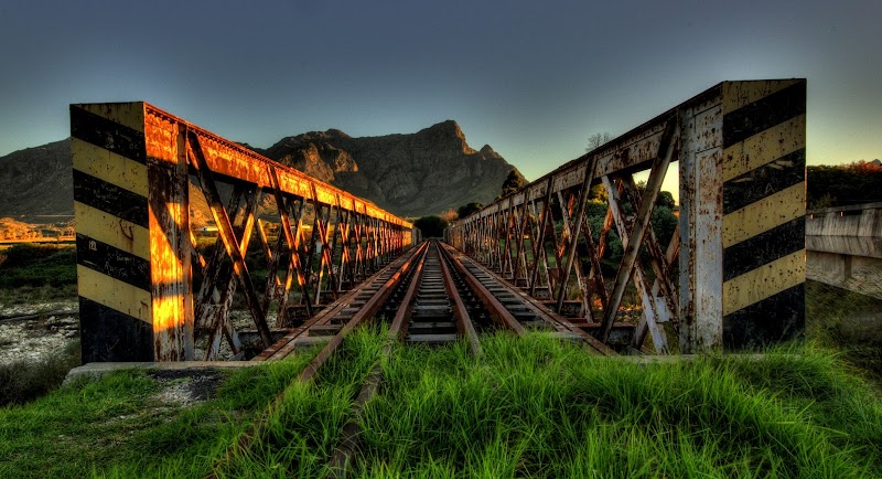 Franschhoek Tourism - Franschhoek Tourism, 66b Huguenot St, Franschhoek, 7690, South Africa