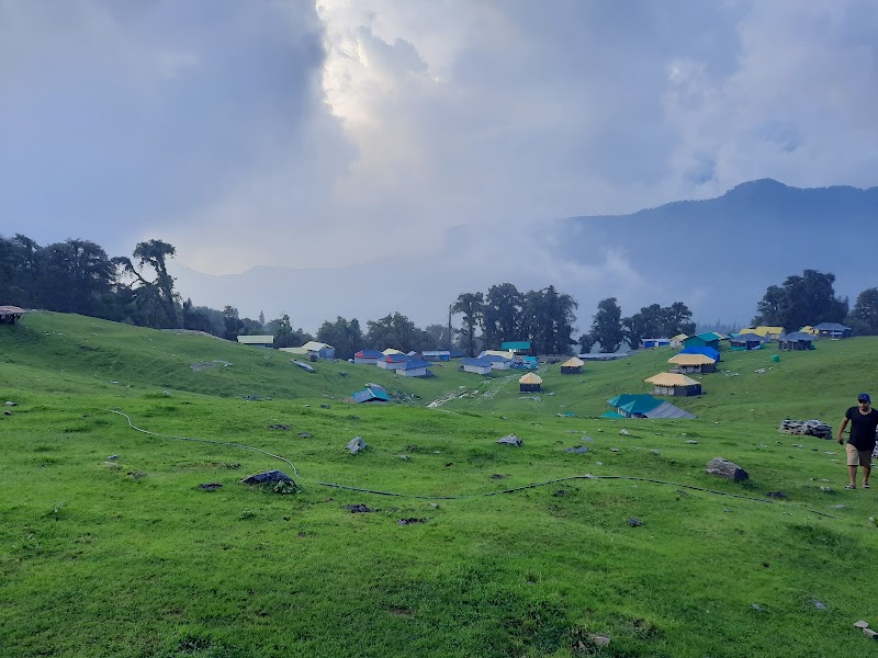 Himalayantop Travels - Himalayantop Travels, Main market, Ukhimath, Semtalli, Uttarakhand 246469, India