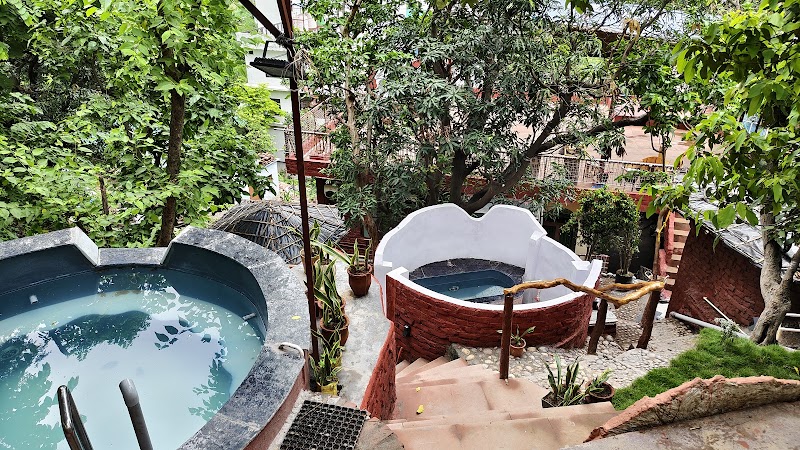 Aavya Creative Wellness Retreats - Aavya Creative Wellness Retreats Balaknath Rd, behind The Ganesha Palace, Upper Tapovan, Tapovan, Rishikesh, Uttarakhand 249192, India