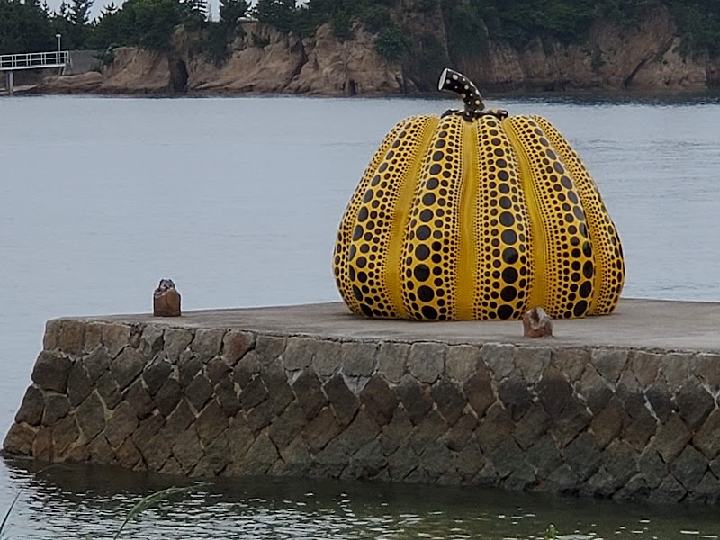 Naoshima - Naoshima Naoshima, Kagawa District, Kagawa 761-3110, Japan
