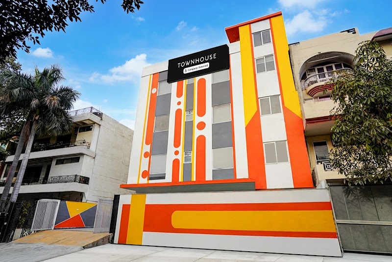 Townhouse Oak by OYO Sector 18 Metro Station Formerly Raasha Inn - Townhouse Oak by OYO Sector 18 Metro Station Formerly Raasha Inn PLOT NO 358, A Block, Pocket A, Sector 19, Noida, Uttar Pradesh 201301, India