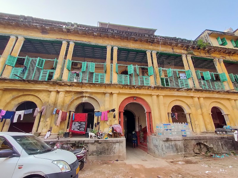 Janbazar Rajbari - Janbazar Rajbari 18/3 Esplanade, 20, Rafi Ahmed Kidwai Rd, Esplanade, Janbazar, Taltala, Kolkata, West Bengal 700013, India