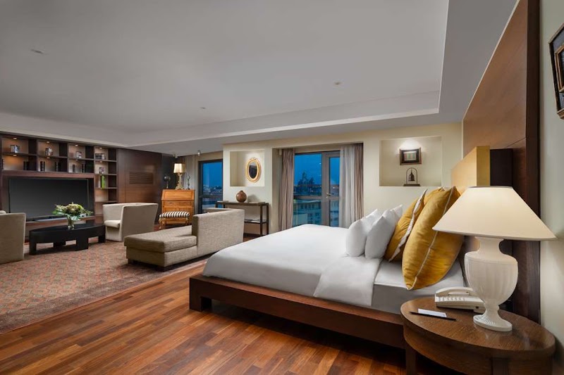 Radisson Blu Hotel Bucharest - Radisson Blu Hotel Bucharest Calea Victoriei 63-81, 010065 București, Romania