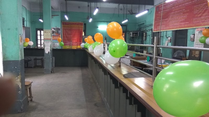 Rashbehari Avenue Post Office - Rashbehari Avenue Post Office, 142, Rash Behari Ave, lake Terrace, Gariahat, Kolkata, West Bengal 700029, India