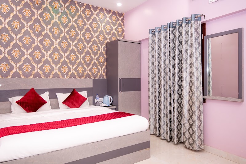 Hotel Ayodhya Palace - 400 Mtrs from HANUMAN GARHI. - Hotel Ayodhya Palace - 400 Mtrs from HANUMAN GARHI. Naya Ghat, New 43/3/144 Old 19/3/115 A, Meerapur Rd, near Palak Beauty Parlour, Rani Bazar Colony, Ayodhya, Uttar Pradesh 224123, India