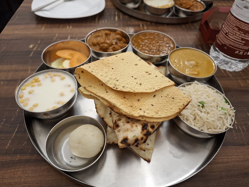 Govinda's - Govinda's, 3c, ground floor, Uttam Kumar Sarani, Opposite Birla High School, Minto Park, Elgin, Kolkata, West Bengal 700017, India
