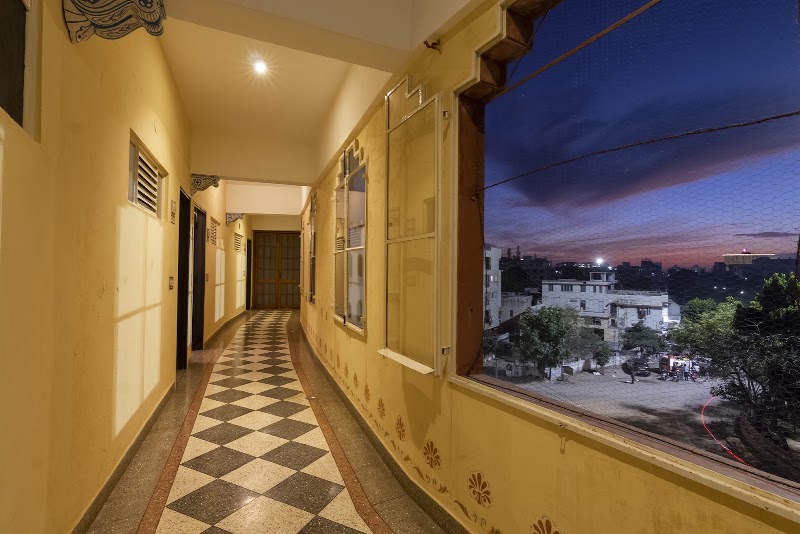 Jaipur Inn - Jaipur Inn, B-17, Shiv Marg, Banipark, Kanti Nagar, Bani Park, Jaipur, Rajasthan 302016, India