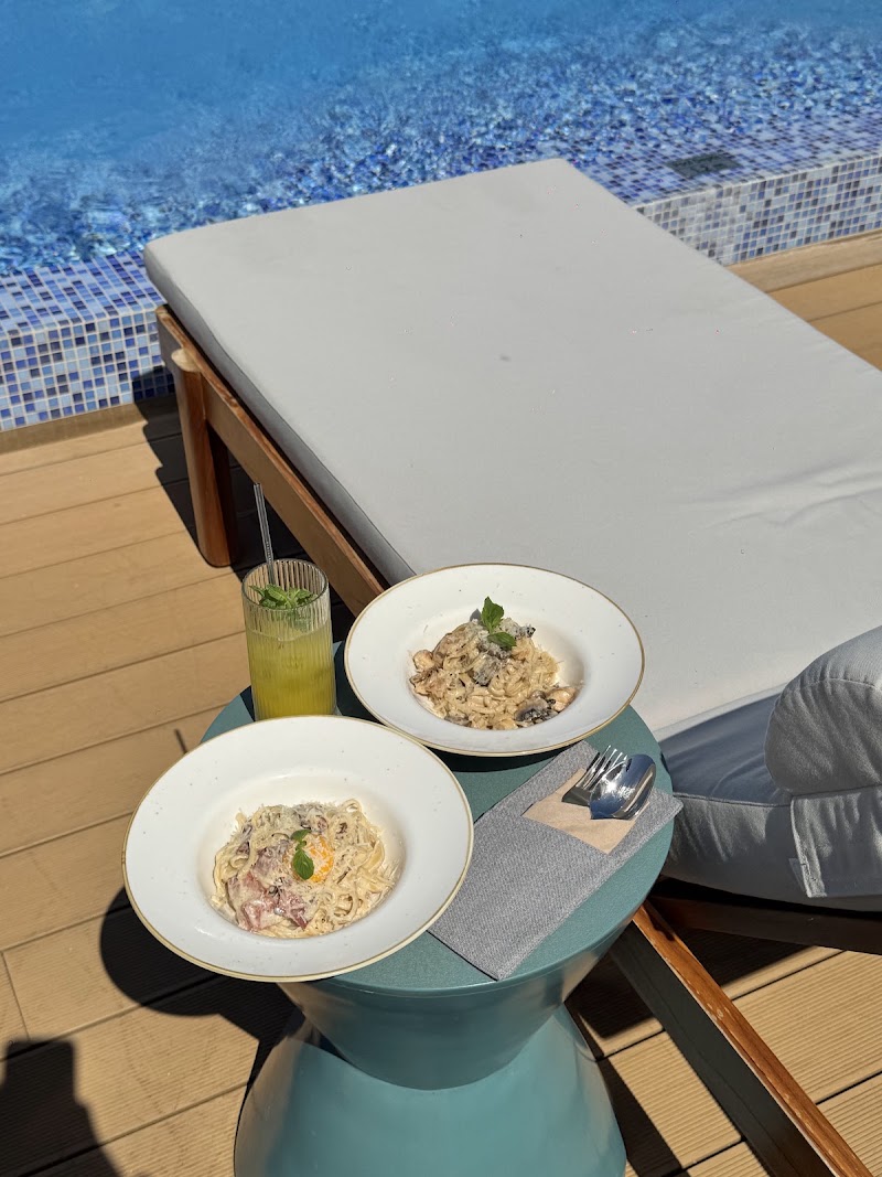 XO ROOFTOP - XO ROOFTOP Jl. Kayu Tulang Teratai Grand Village No.B1, Canggu, Kec. Kuta Utara, Kabupaten Badung, Bali 80361, Indonesia