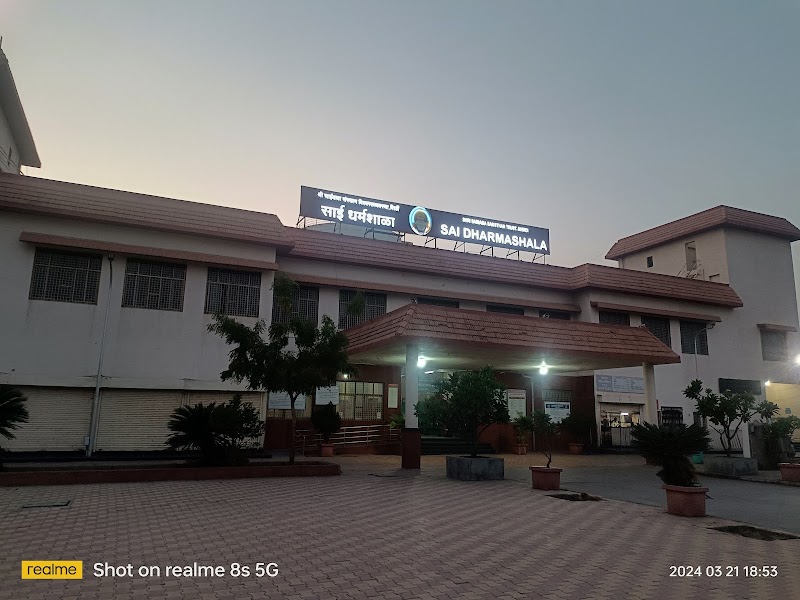 Sai Ashram Bhaktiniwas J Block - Sai Ashram Bhaktiniwas J Block QF3H+PFC, Shirdi, Maharashtra 423109, India