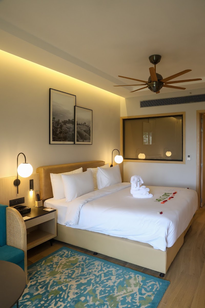 Radisson Resort Hatgad Saputara - Radisson Resort Hatgad Saputara, Ghat No 68/1, Saputara - Nashik Rd, Hatgad, Nashik, Maharashtra 422211, India