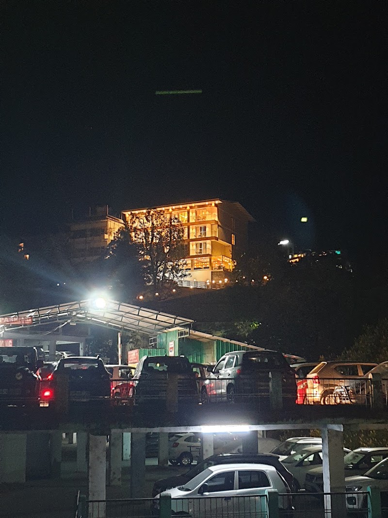 Hotel Notting Hill, Mussoorie (10 Min Walk From Mall Road With Car Parking) - Hotel Notting Hill, Mussoorie (10 Min Walk From Mall Road With Car Parking) Radisson Road, Library Chowk, Mall Rd, above Paid Parking, The Mall Road, Mussoorie, Uttarakhand 248179, India