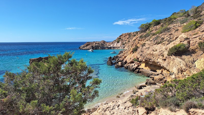 Cala Tarida - CALA TARIDA PLAYA, 07829 Cala Tarida, Illes Balears, Spain