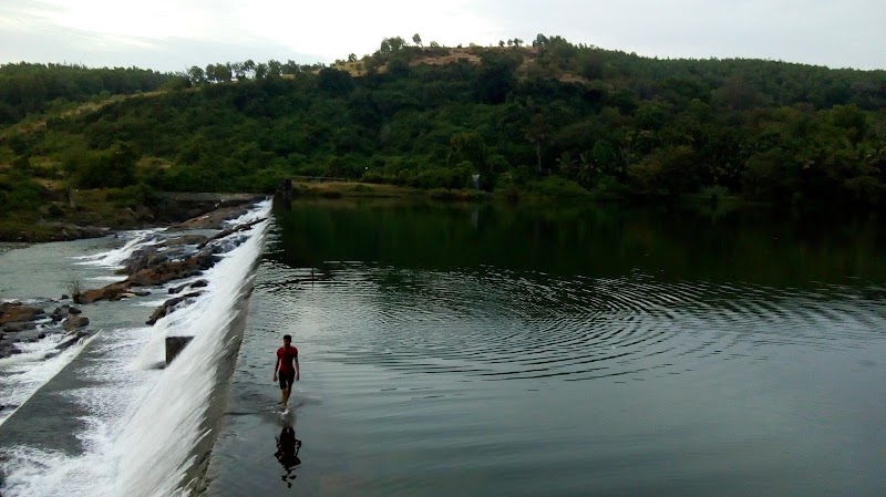 Kadavinakatte Dam - Kadavinakatte Dam Kadavinakatte Cross, Sagar Road, Kargedde, Jali, Karnataka 581320, India