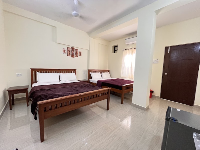 The cozy inn - The cozy inn, Bishop Alex Dias Rd, Porba Vaddo, Calangute, Goa 403516, India