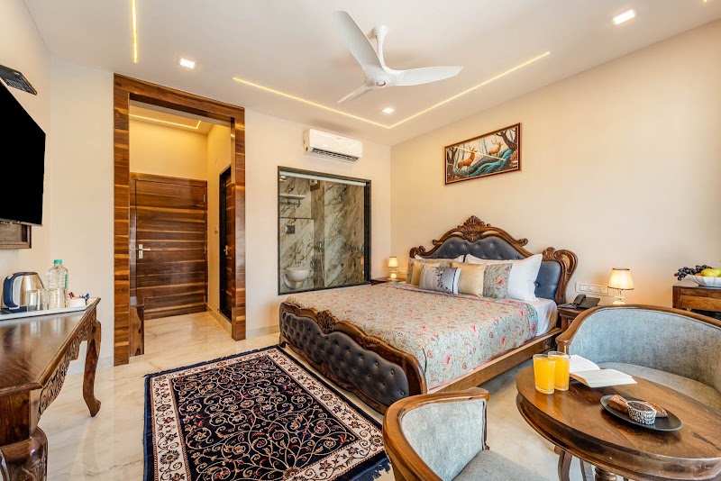 StayVista at The Sunset Residency - StayVista at The Sunset Residency Police Station, Plot No.144, above HDFC Bank, opp. Sukher, [no name], Udaipur, Sukher, Rajasthan 313001, India