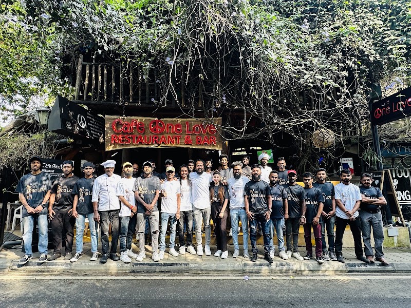 Cafe One Love Ella - Cafe One Love Ella 10 Ella Station Rd, Ella 90090, Sri Lanka