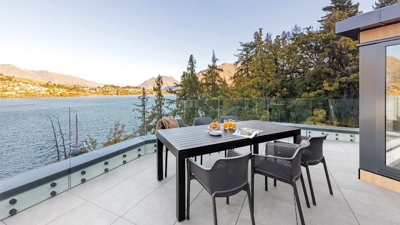 Oaks Queenstown Shores Resort - Oaks Queenstown Shores Resort 327/343 Frankton Road, Queenstown 9300, New Zealand
