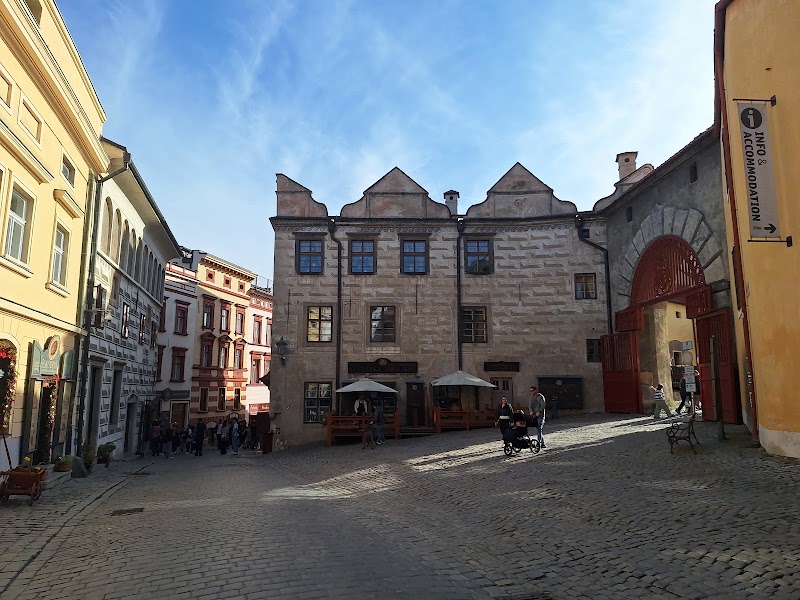Červená brána - Červená brána, Zámek, 381 01 Český Krumlov 1, Czechia